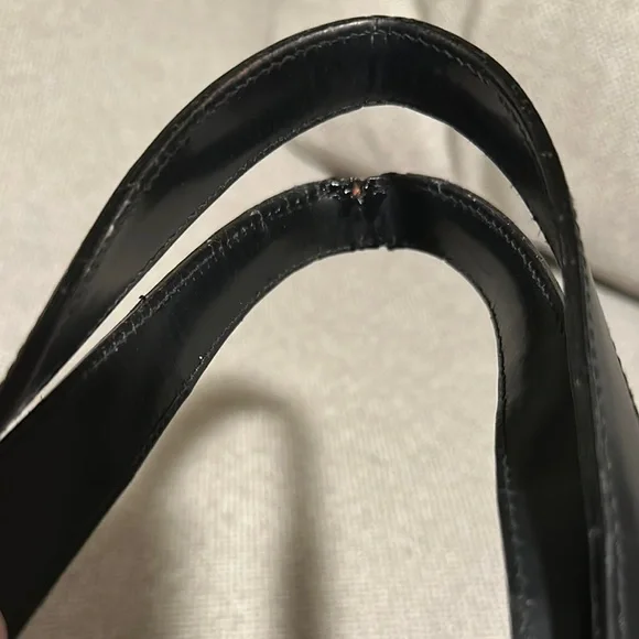 CHANEL Black Quilted Logo Travel Line Y2K Tote Bag - Picture 5 of 16